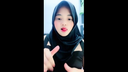 Jilbab Nakal Omek Mancur with XELLA