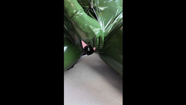 Latex Fetish: Goddess Takes Control in 30 Seconds