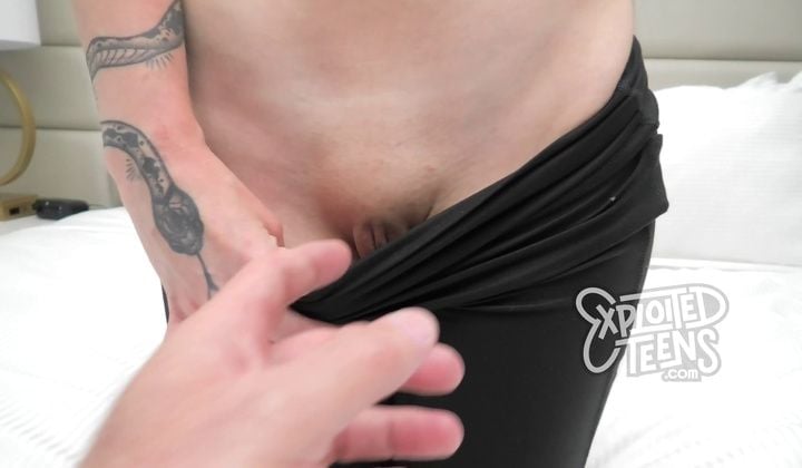 Teen Amateur Sucks Cock in Intimate Encounter