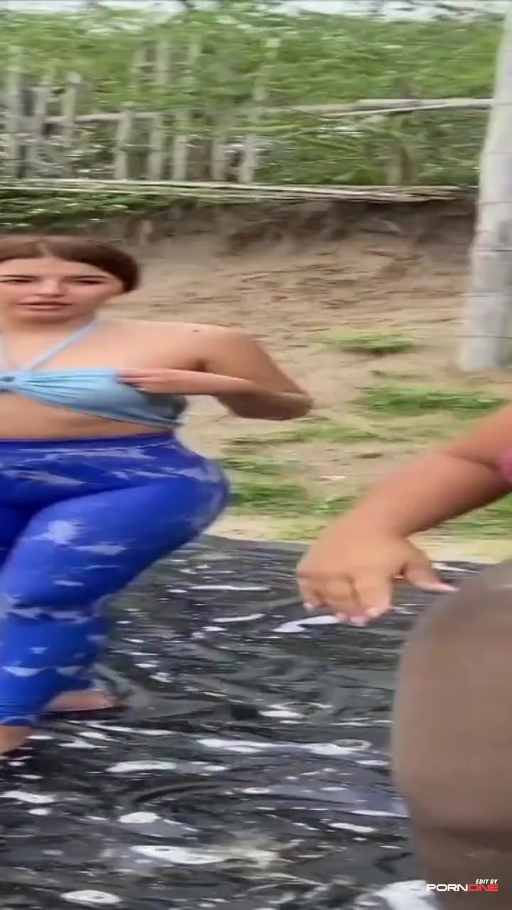 Alejandra Quiroz Sizzles in Short Clip