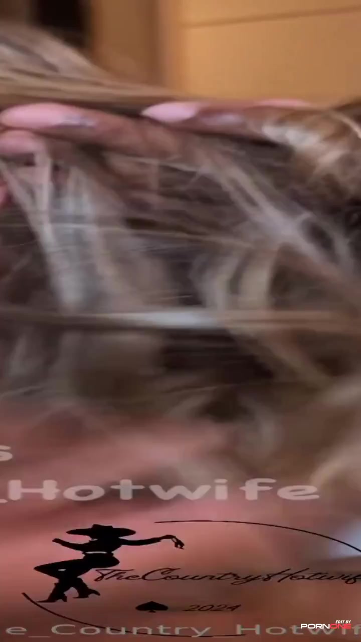 Thé C0untry H0tw!fé Creampie Onlyfans 3  - Short by pornone.com