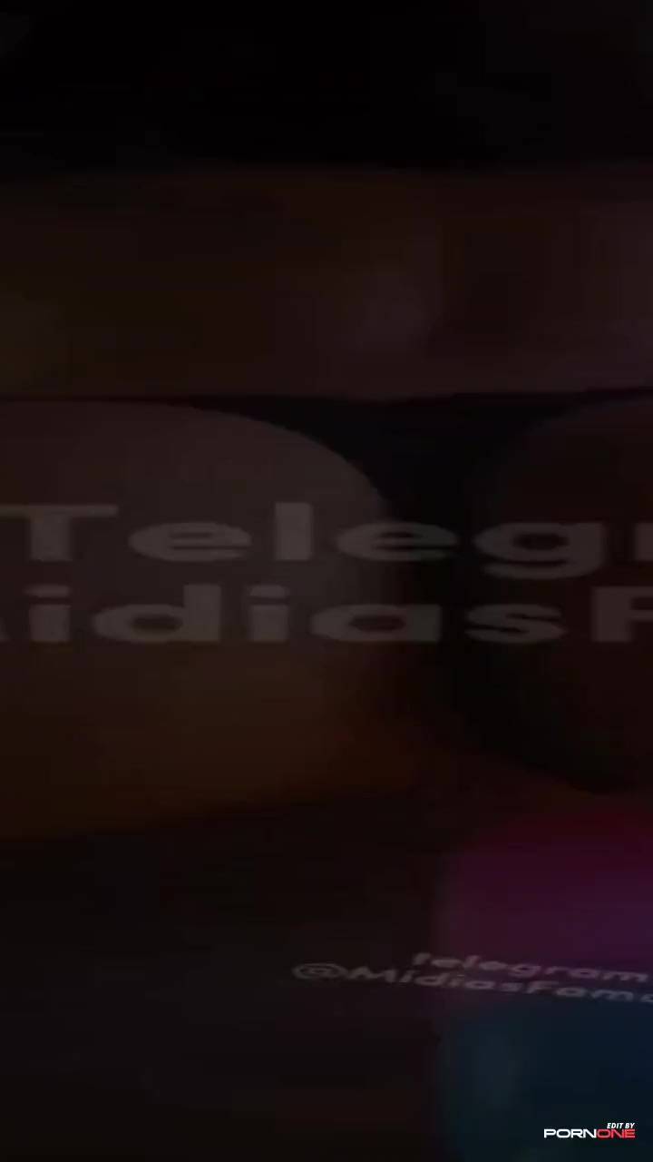ep (a13) brenda usando consolo gigante teen amateur big tits masturbation  - Short by pornone.com