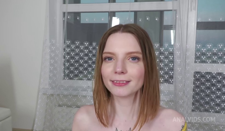 Leelu Small in Hardcore Anal Action