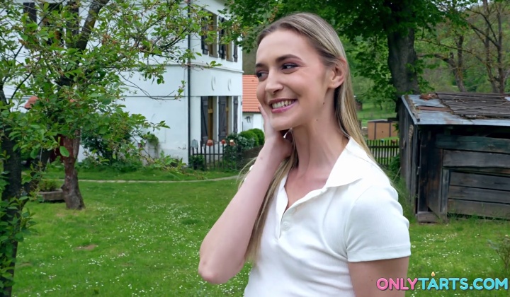Victoria Benz Offers Backyard Service in This Sizzling Video