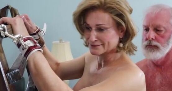 Laci Luvcox MILF Video Clips