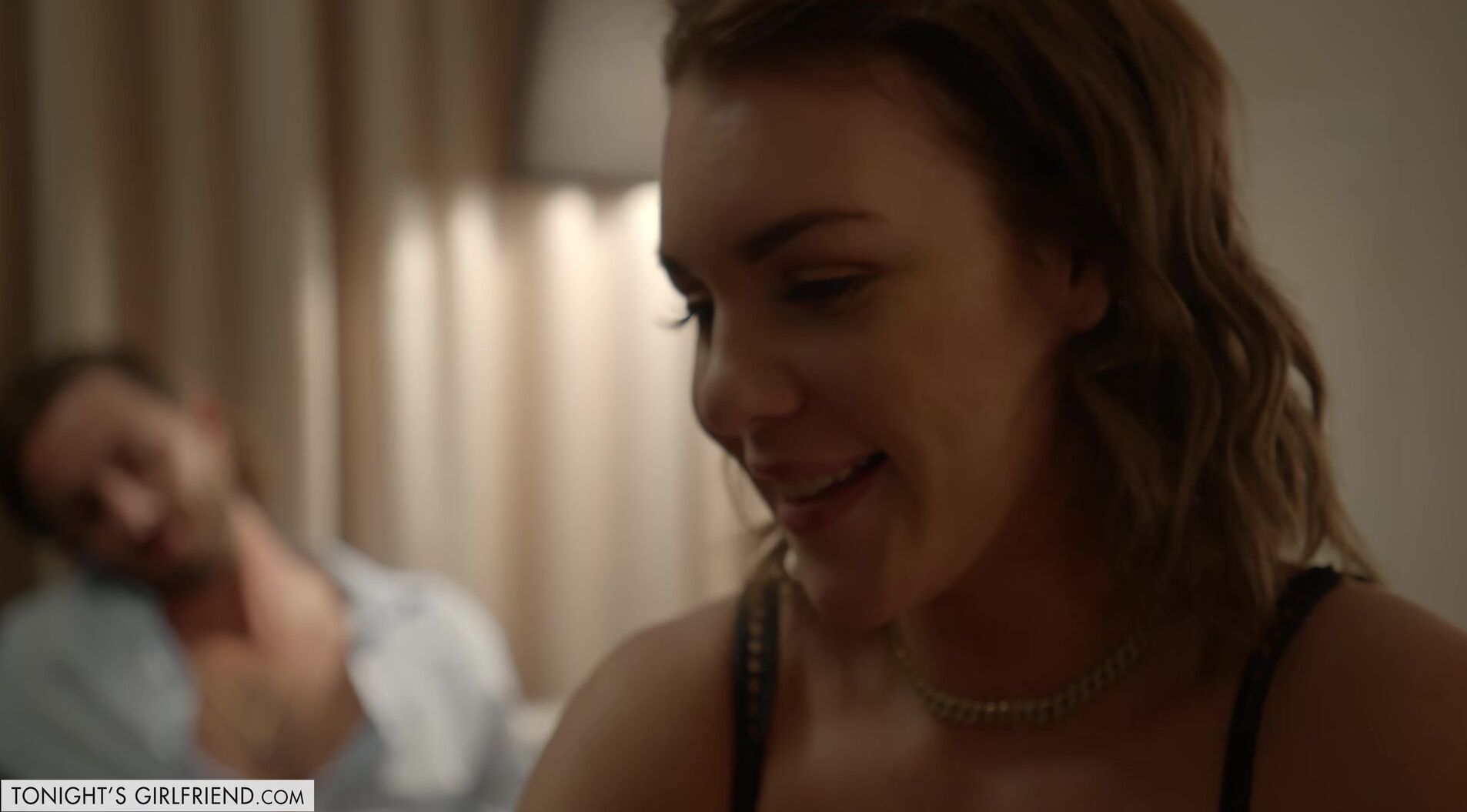 Gabbie Carter Satisfies Client With Her Giant Tits