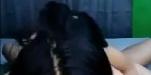 Nikmatnya Jadi Cowok Rosa Bisa Ngentotin Memek Berjembut Setiap Hari
