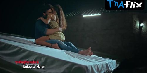 Rangeen Kahaniyan: Manisha Jain's Sensual Scene Unveiled