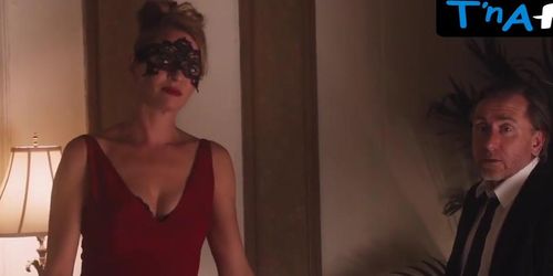 Alice Eve's Sensual Scene in The Con Is On Movie