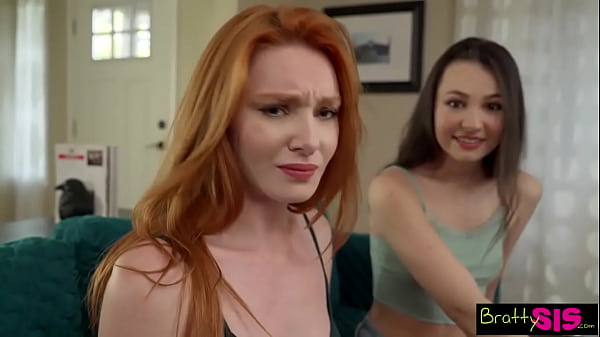 "Simon Says 'Take off your pants' " Liz Jordan tells Lacy Lennon and Stepbrother - S17&colon;E6 &lbrack;Family Taboo&rsqb;