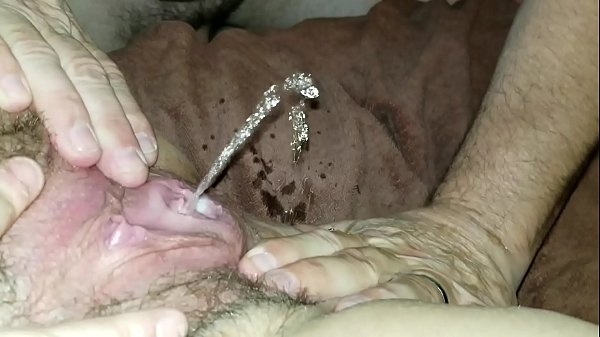 Hubby licks and fingers me till I gush