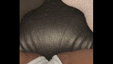 solo foot &sol; feet fetish content