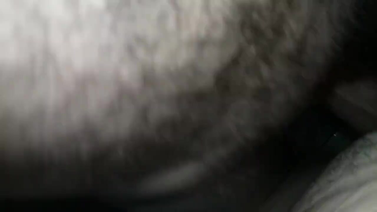 RICO PORNO CASERO DE PIE EN EL BAÑO