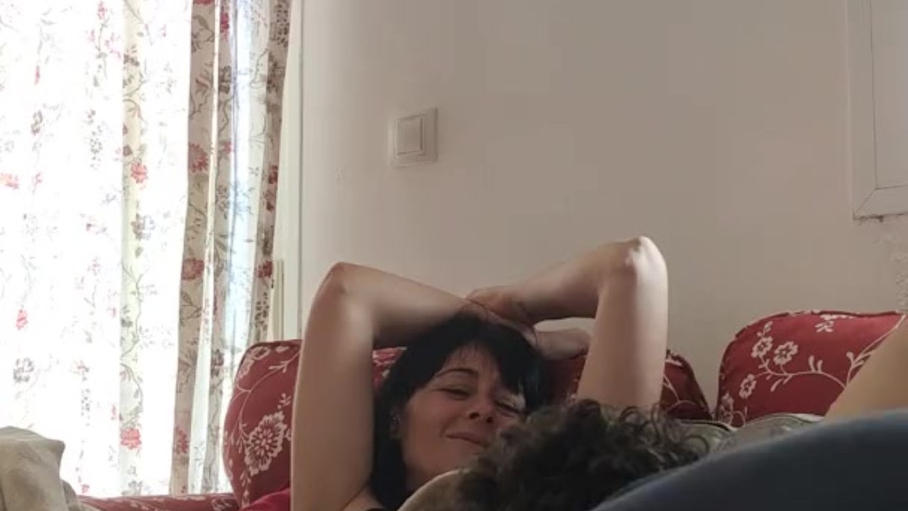 Julia amateur MiLF. Pussy work. Squirt. Stepmom. Real homemade couple