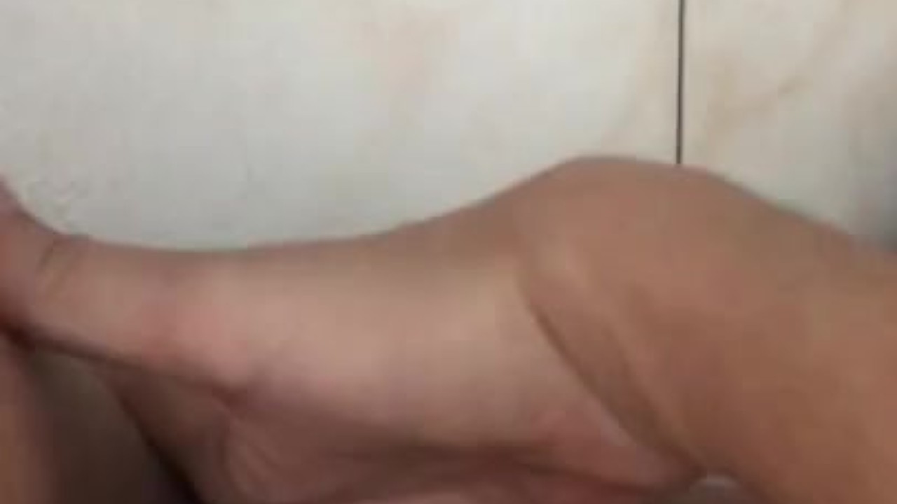 Masturbate with me