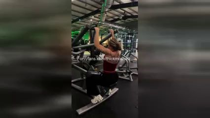 Tight Teen Squirts Like Crazy on TikTok Live!