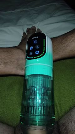 POV: Foot skill using my suction machine with both feet