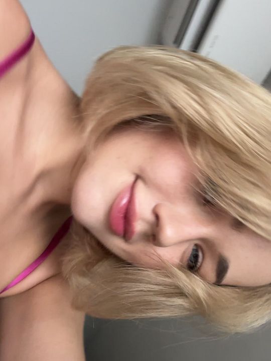 Sensual Selfies Uncovered: Explore Intimate Moments