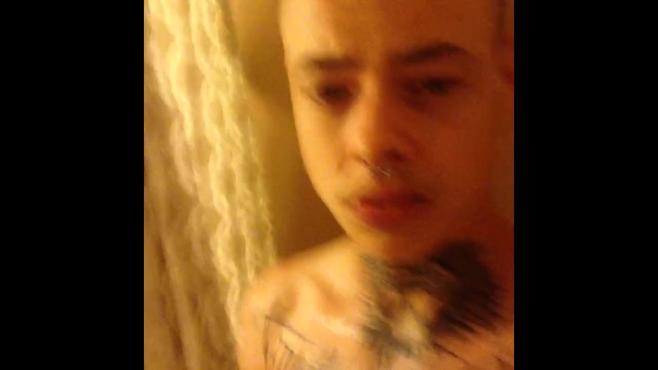 Tattooed College Guy Masturbates in Shower