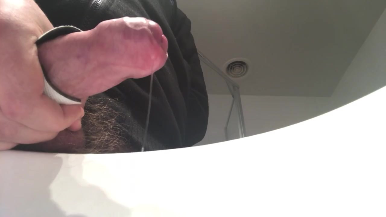 Electrostim Edging leads to massive cumshot