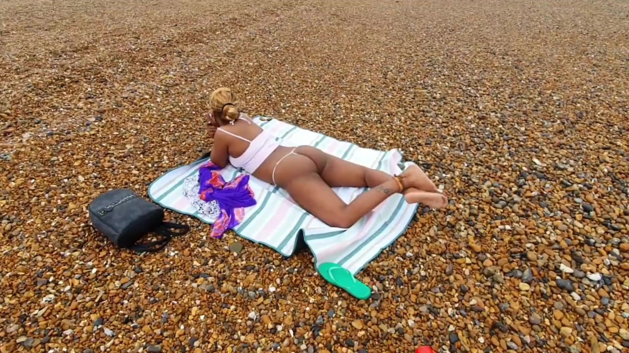 PUBLIC BEACH Voyeur - PUSSY LIPS Visible Through MICRO BIKINI THONG