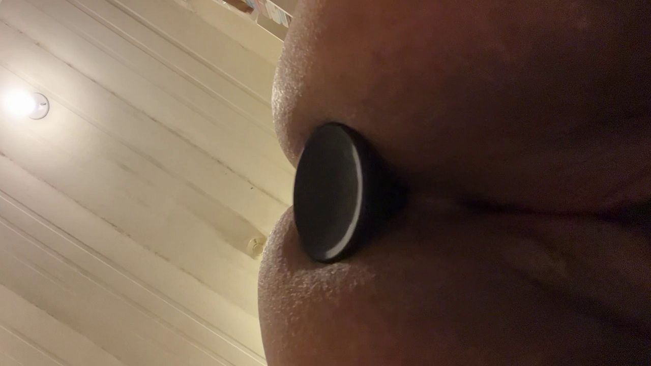 First time using butt plug