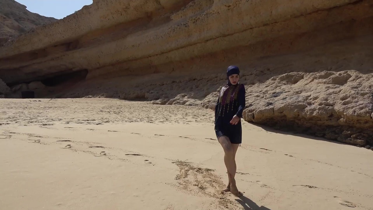 Sizzling Burkini Dance with a Sexy Arab Wife