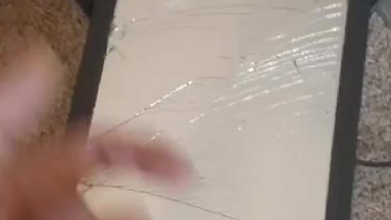 solo with mirror