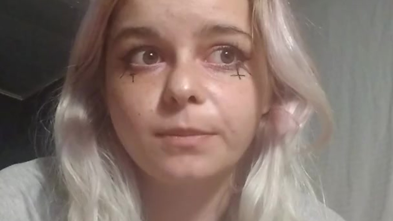Money makes her come