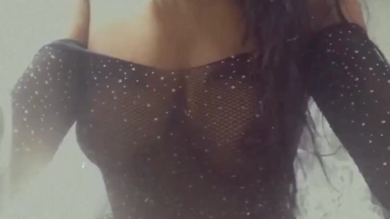 How do I Look? 