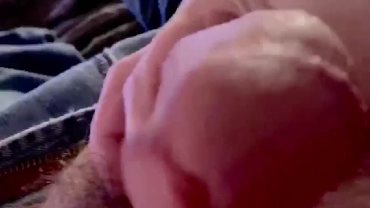 Dirty Talk Phone Sex Leads to Big Cum