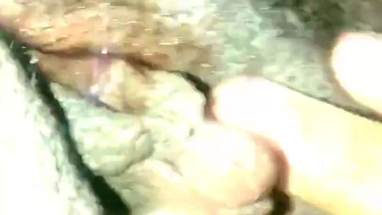 Period Sex: Woman Orgasms on Camera