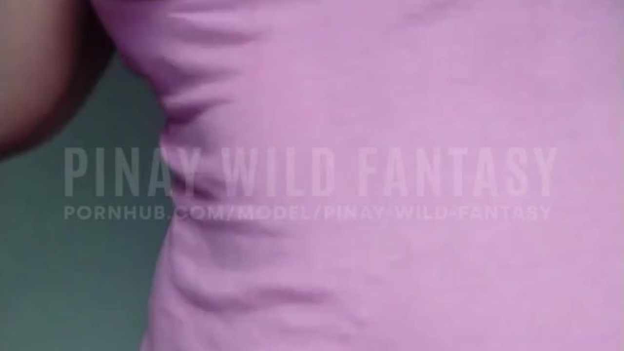 Filipino Teen Girlfriend Exposes Her Voluptuous Figure