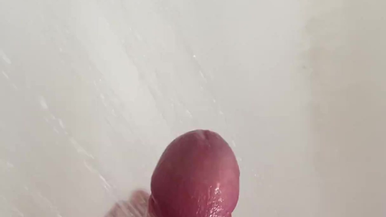 Wichsen in der Dusche